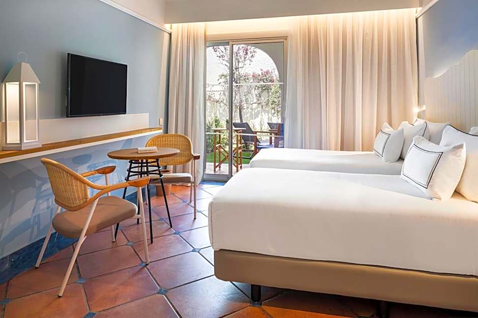 Melia Zahara Resort & Villas