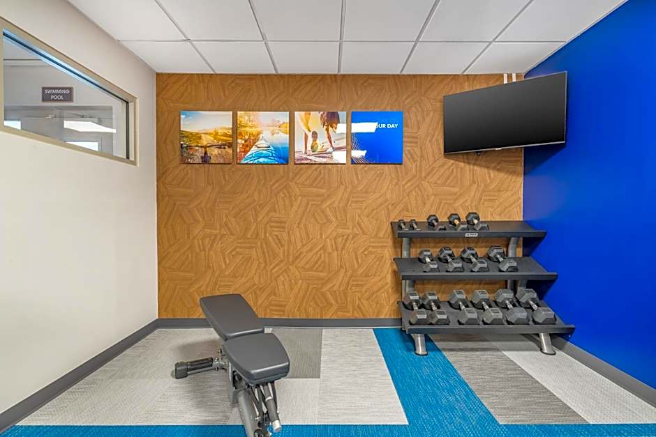 Comfort Inn & Suites Madison East - Monona