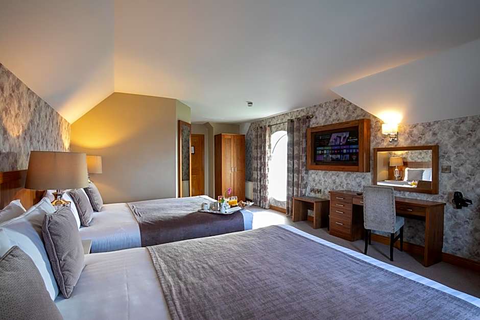 Holyrood Hotel - Leisure Centre & The Spa at Orchids