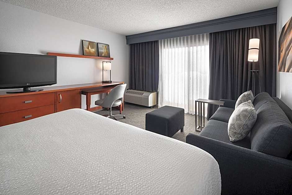Courtyard by Marriott Pleasanton