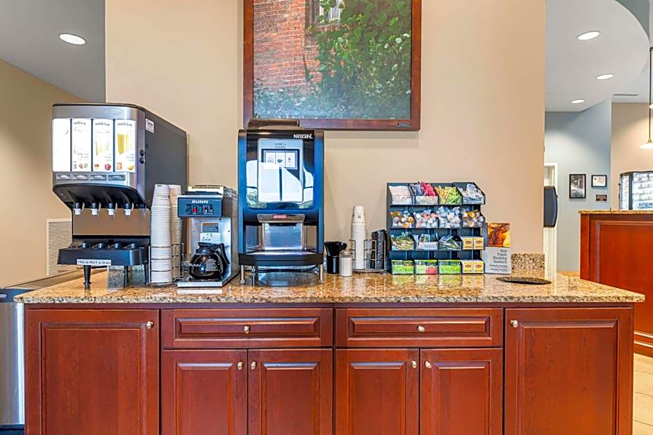 Best Western Plus Westgate Inn & Suites