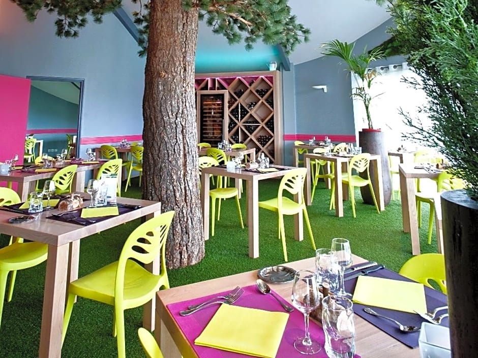 Logis Hotel Les Portes D'Apcher