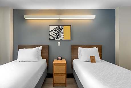 Twin Room with Shared Bathroom