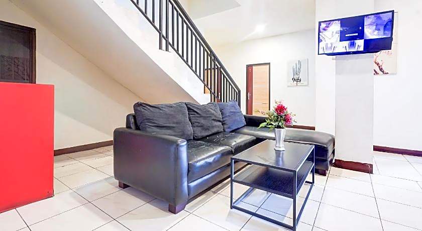 RedDoorz near AP Pettarani 3