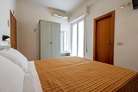 Double or Twin Room with Balcony
