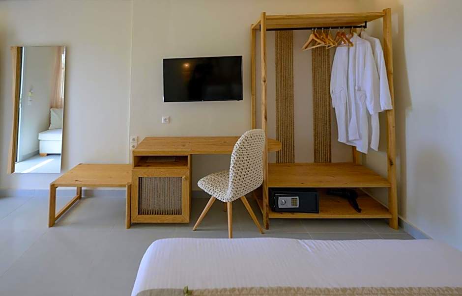 Oikies Small Elegant Houses