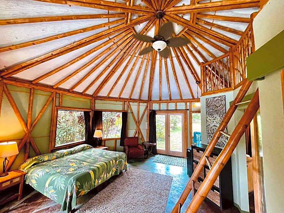 Kalani Oceanside Retreat