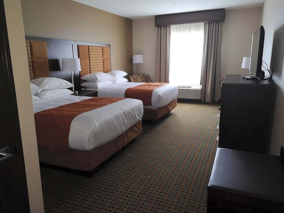 Best Western Plus Hinton Inn & Suites