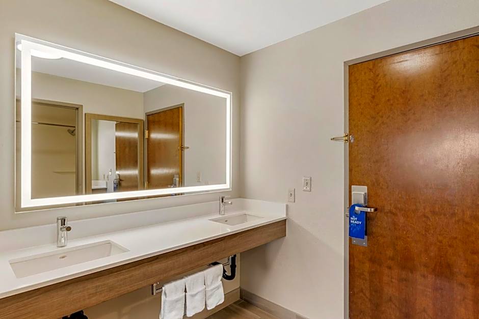 HOLIDAY INN EXPRESS FALLON By IHG