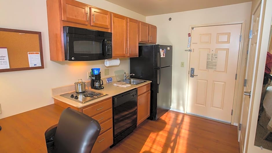 Candlewood Suites Springfield By IHG