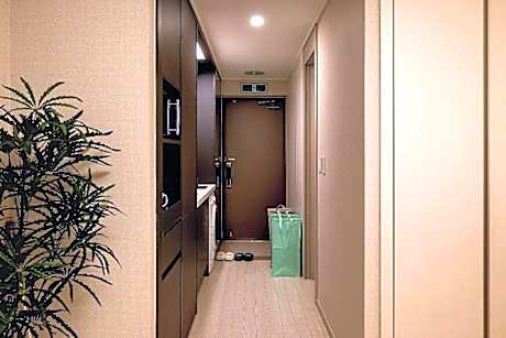 'Before Sunset' 3-minute walk #MisaStation #InstagramVibes #Cozy #IdealForLongStays