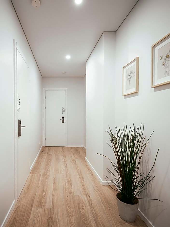 J14A I Rooms & Apartments AUTOMATED SELF CHECK-IN