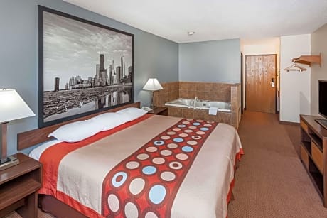 1 Queen Bed Studio Suite Non-Smoking