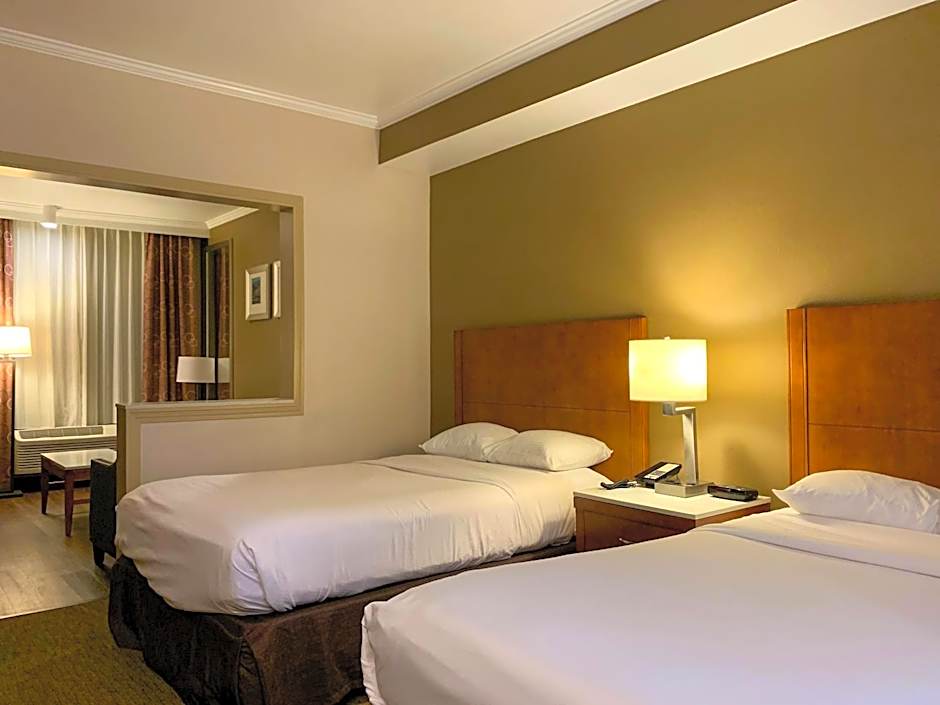 MainStay Suites Orange County John Wayne Airport