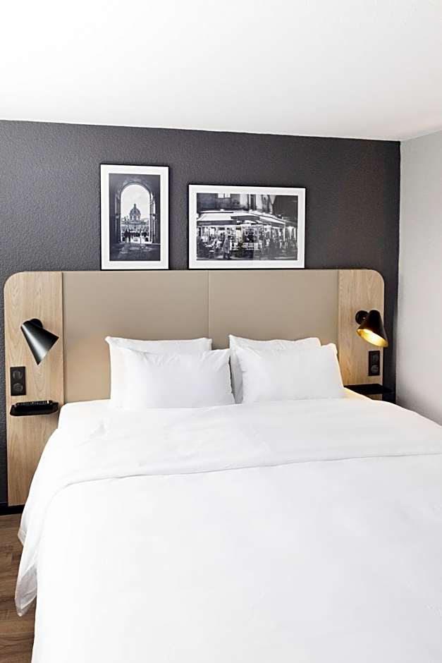 Campanile Nature - Taverny