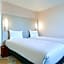 Greet Hotel Versailles - Voisins Le Bretonneux