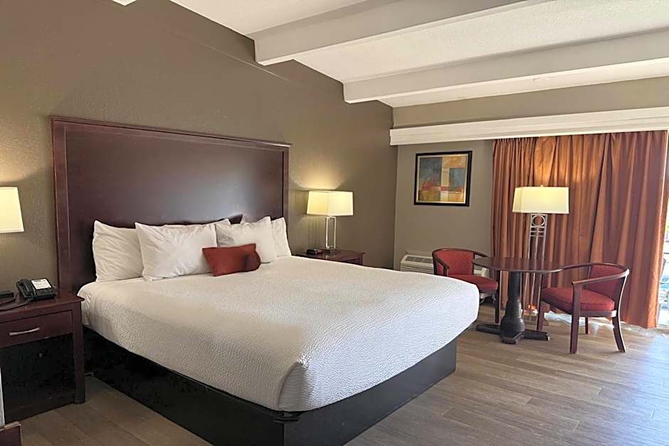 Travelodge by Wyndham Lakeland