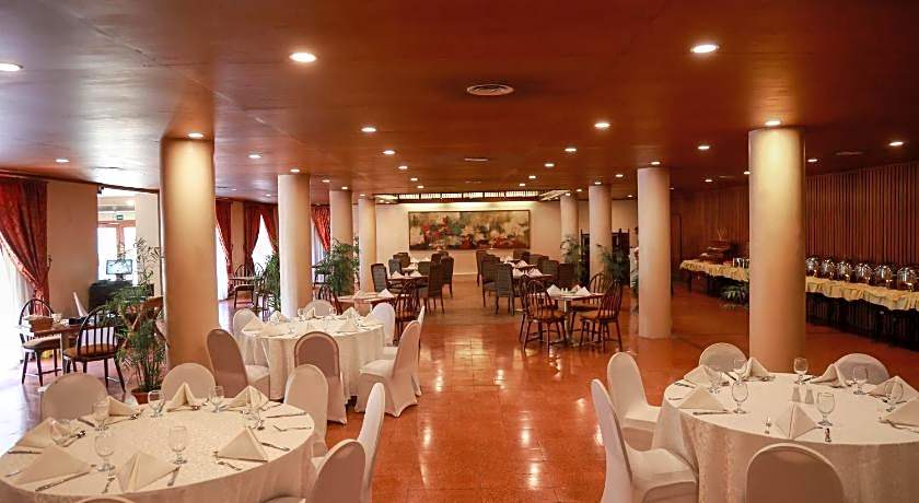 Beach Luxury Hotel