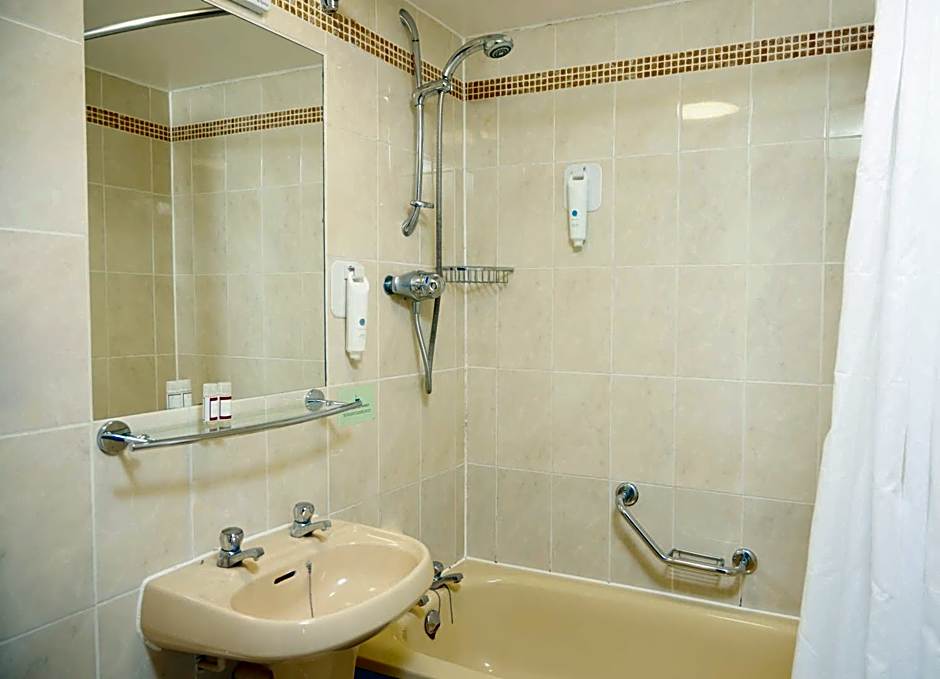 The Broughton Hotel by Greene King Inns