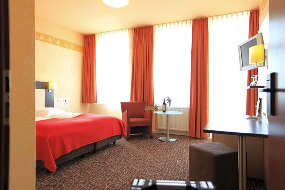 Adesso Hotel Kassel -pay at property on arrival- Ihr Automatenhotel in Kassel