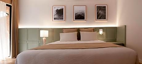 Duplex Apartment (2 Adults + 2 Children)