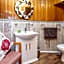 Castle Walk Bed & Breakfast