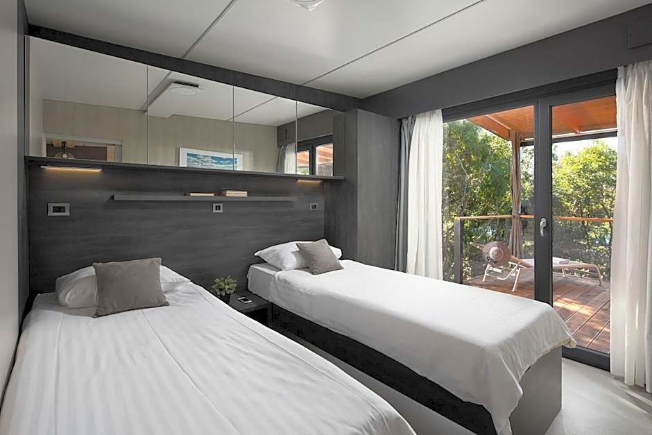 Photo 1 of 7 of Beach Villa