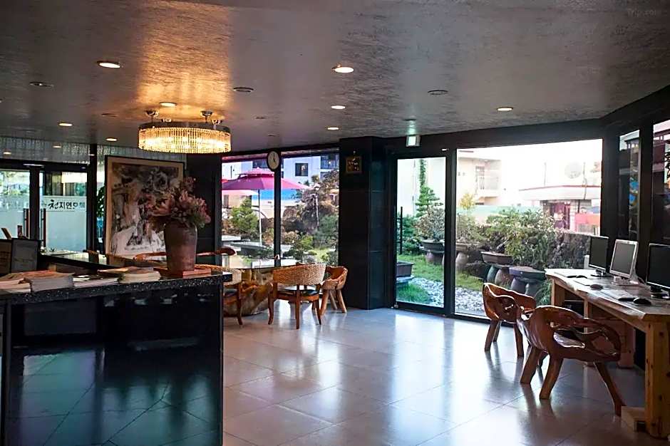Chunjiyeon Hotel