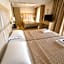 Hotel Avra