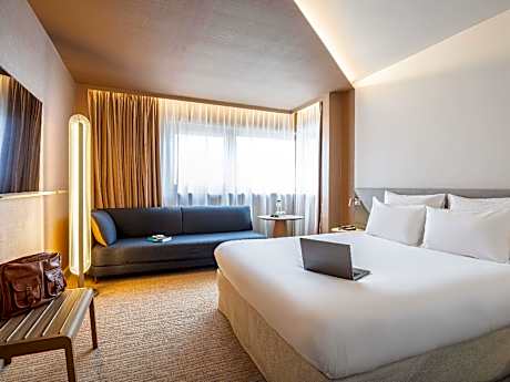 Standard Family room - 1 double bed & 2 sofa be ds