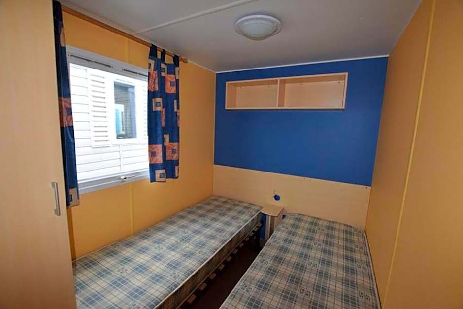 Sabiñanigo Camp & Hotel