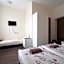Happy Hotel