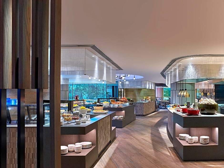 New World Millennium Hong Kong Hotel