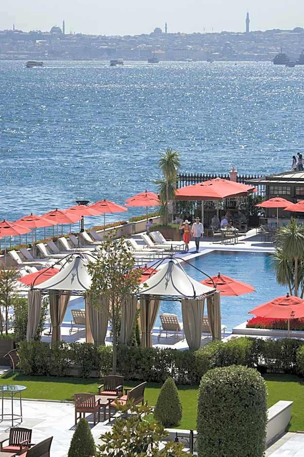 Four Seasons Hotel Istanbul At The Bosphorus