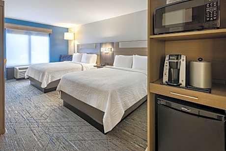 Standard Room with Two Queen Beds