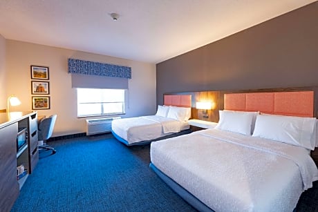 2 QUEENS MOBILITY/HEARING ACCESS TUB NOSMOK