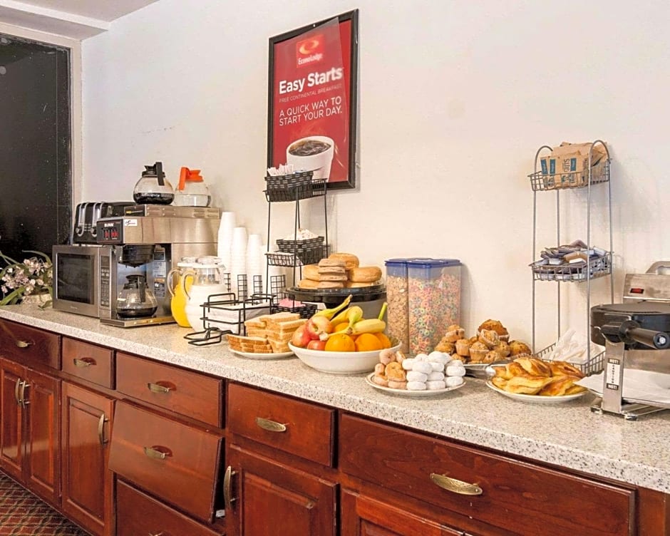 Econo Lodge Petersburg - Fort Lee