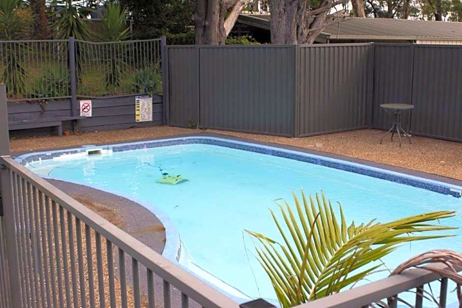 Bega Downs Motor Inn