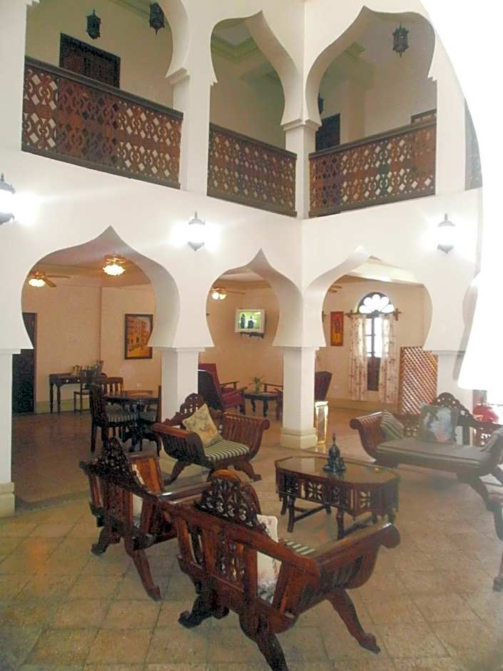 Asmini Palace Hotel