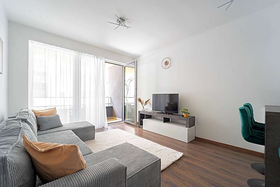 WestSide Garden Apartments by FirstHost