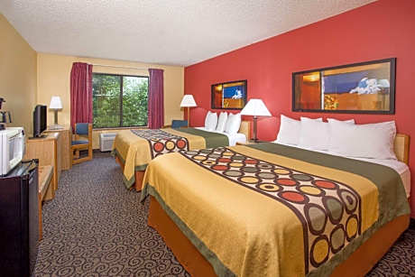 Queen Room with Two Queen Beds - Non-Smoking