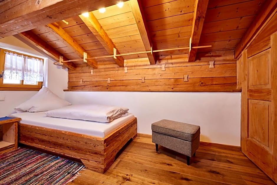 Appartements Gasthof Schleifmühle Unterammergau