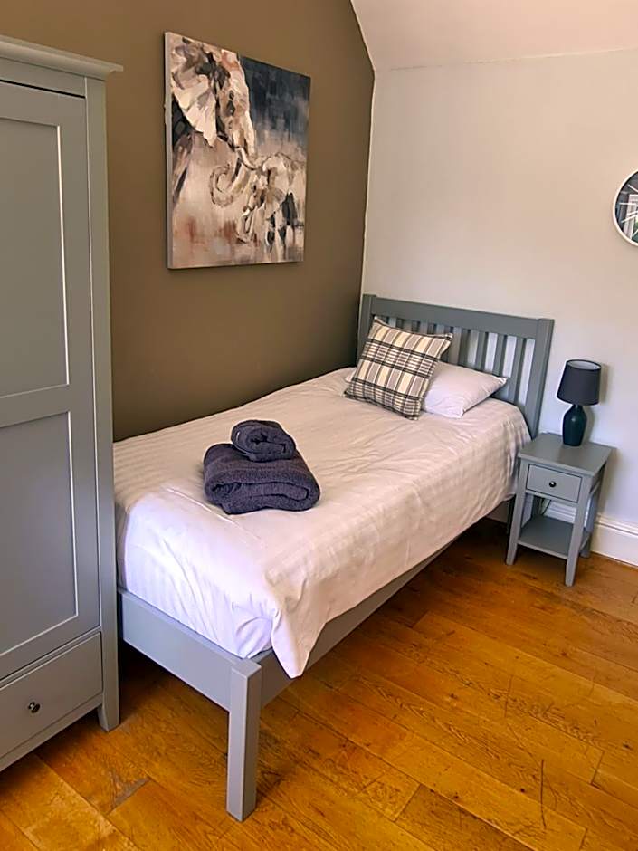 The Finch Hatton Arms