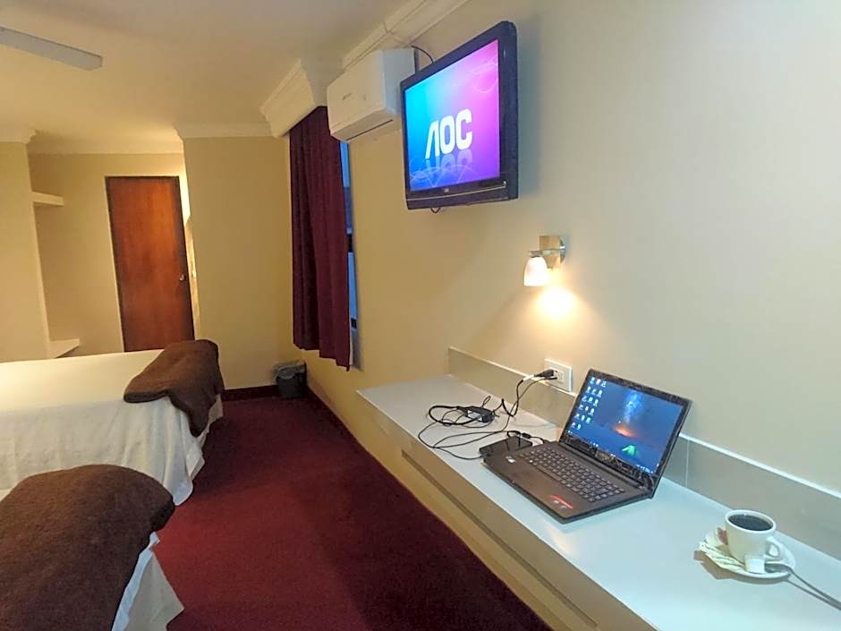 Hotel Royal Inn