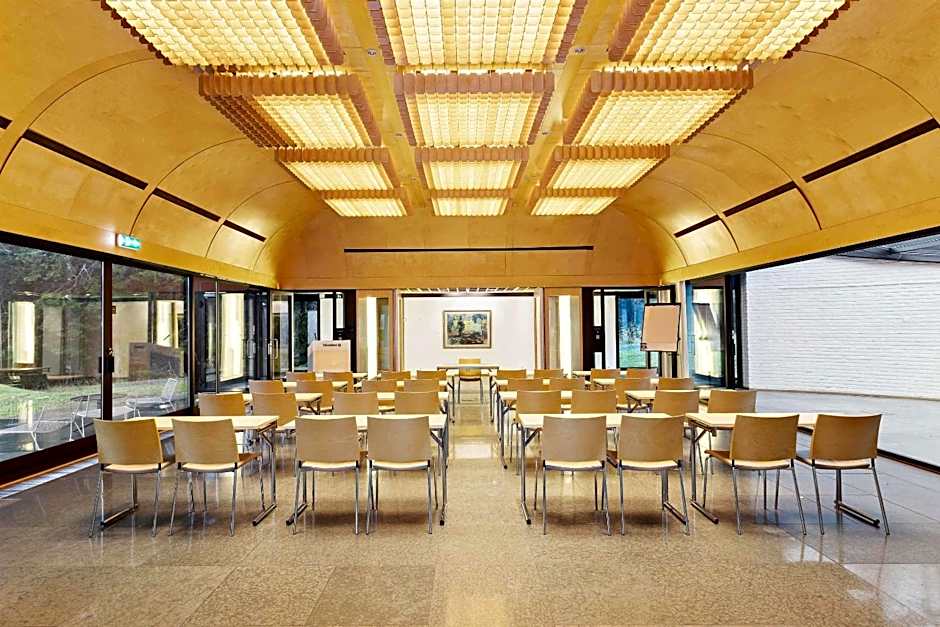 Voksenasen Hotell; Best Western Signature Collection