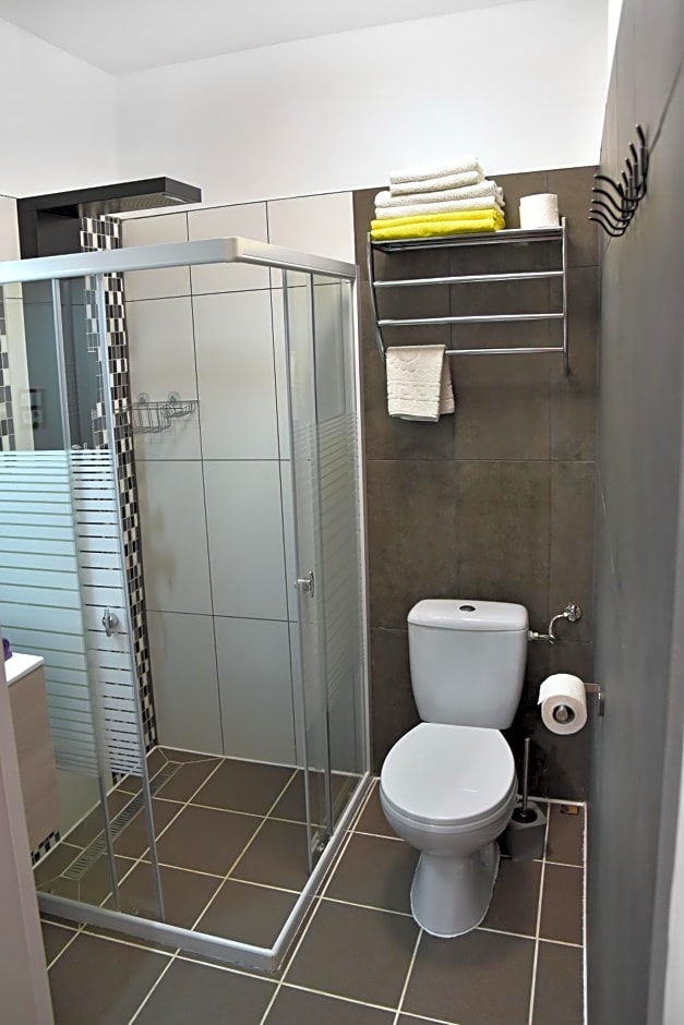 Water Lily Boutique B&B and Bungalow