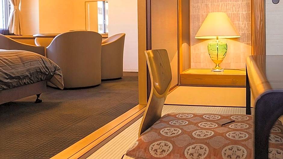 Himeji Castle Grandvrio Hotel