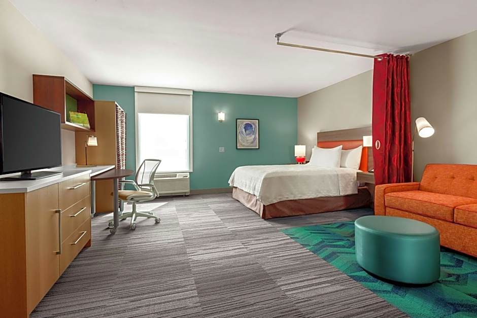 Home2 Suites by Hilton Sarasota - Bradenton Airport, FL