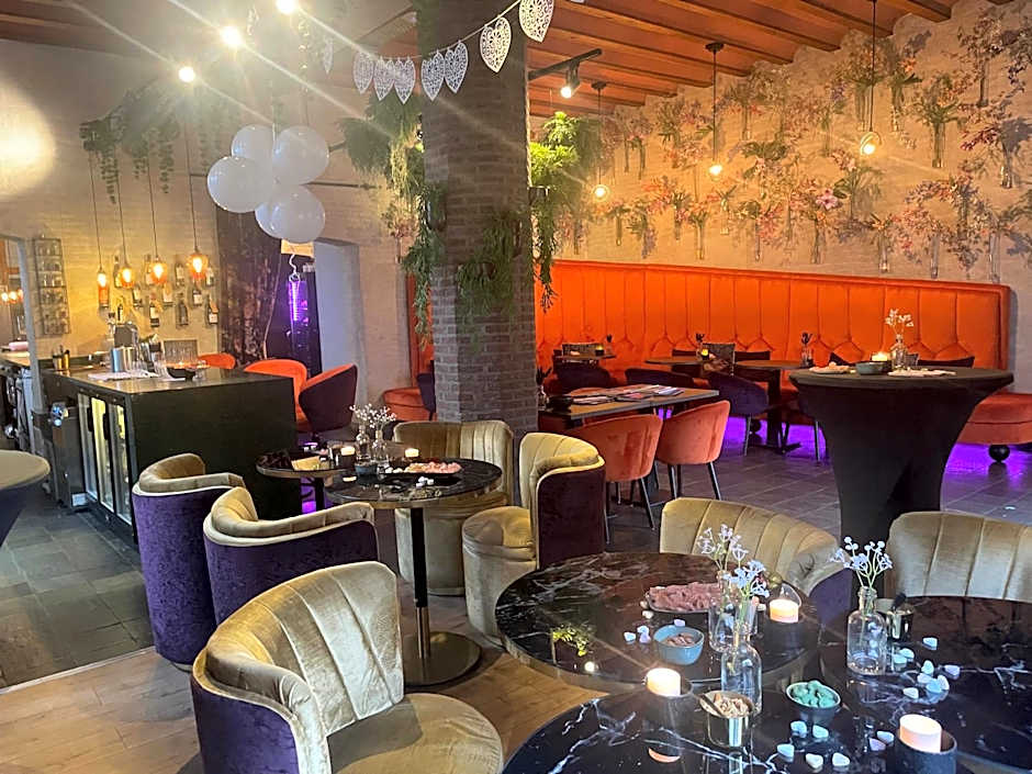 The Roosevelt Apartments