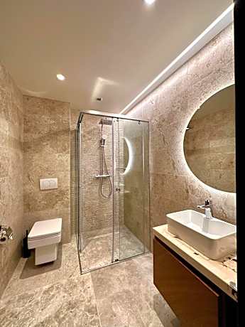 Double Room with Spa Bath